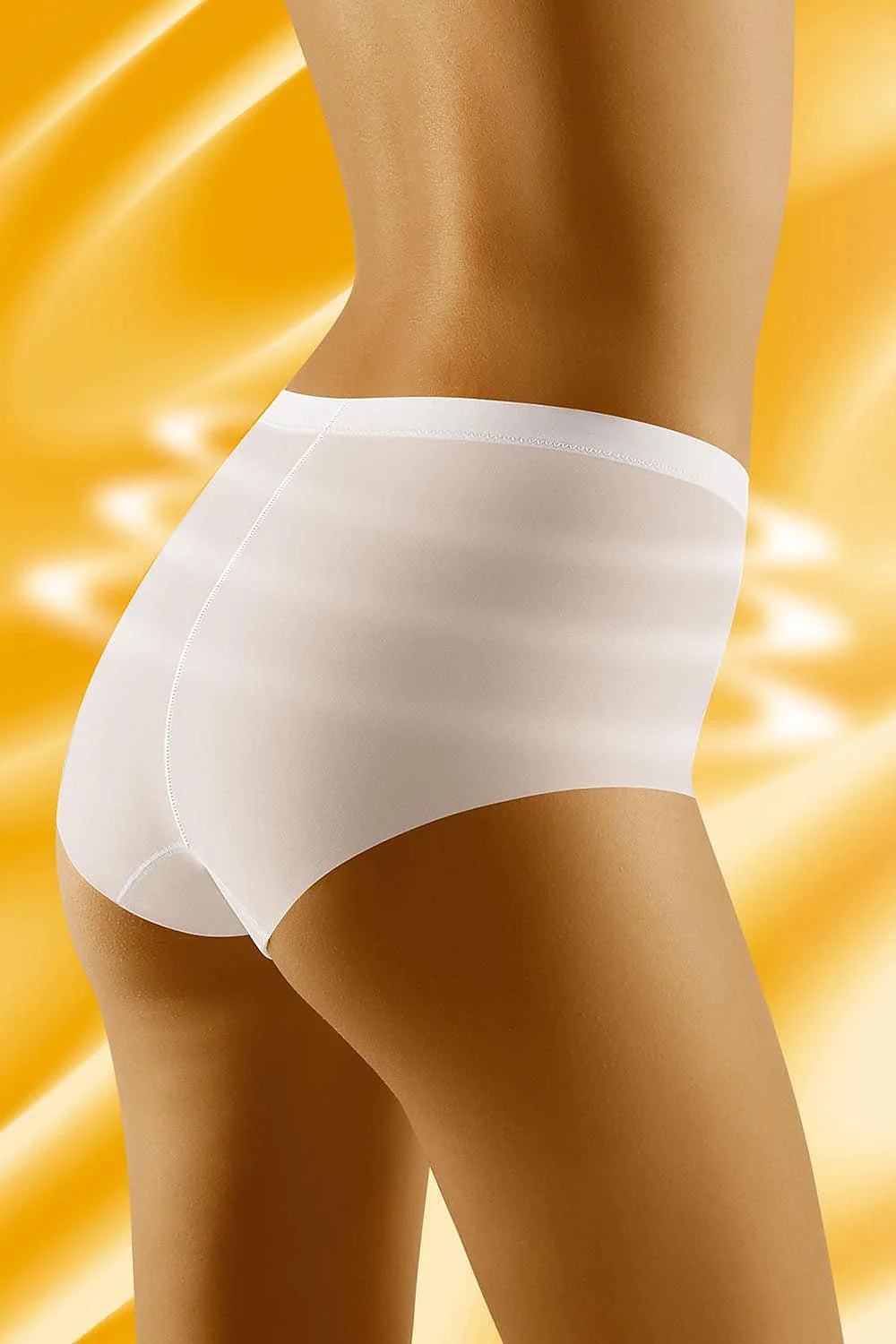 Culotte taille haute synthétique minimaliste noire confort optimal silhouette épurée lingerie féminine élégante respirante
