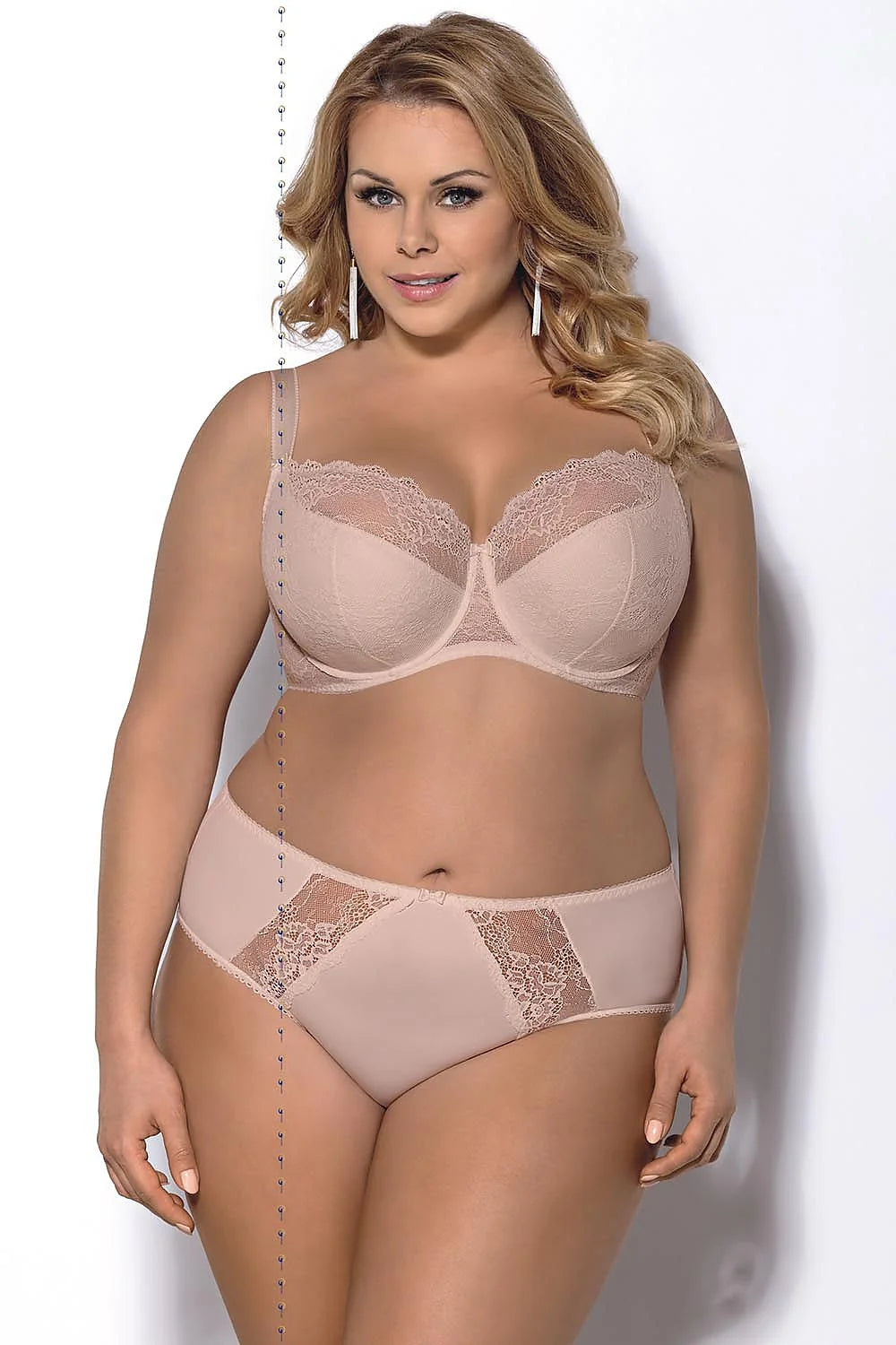 Culottes en dentelle microfibre Gorsenia Lingerie confortables et élégantes pour femme grandes tailles beiges