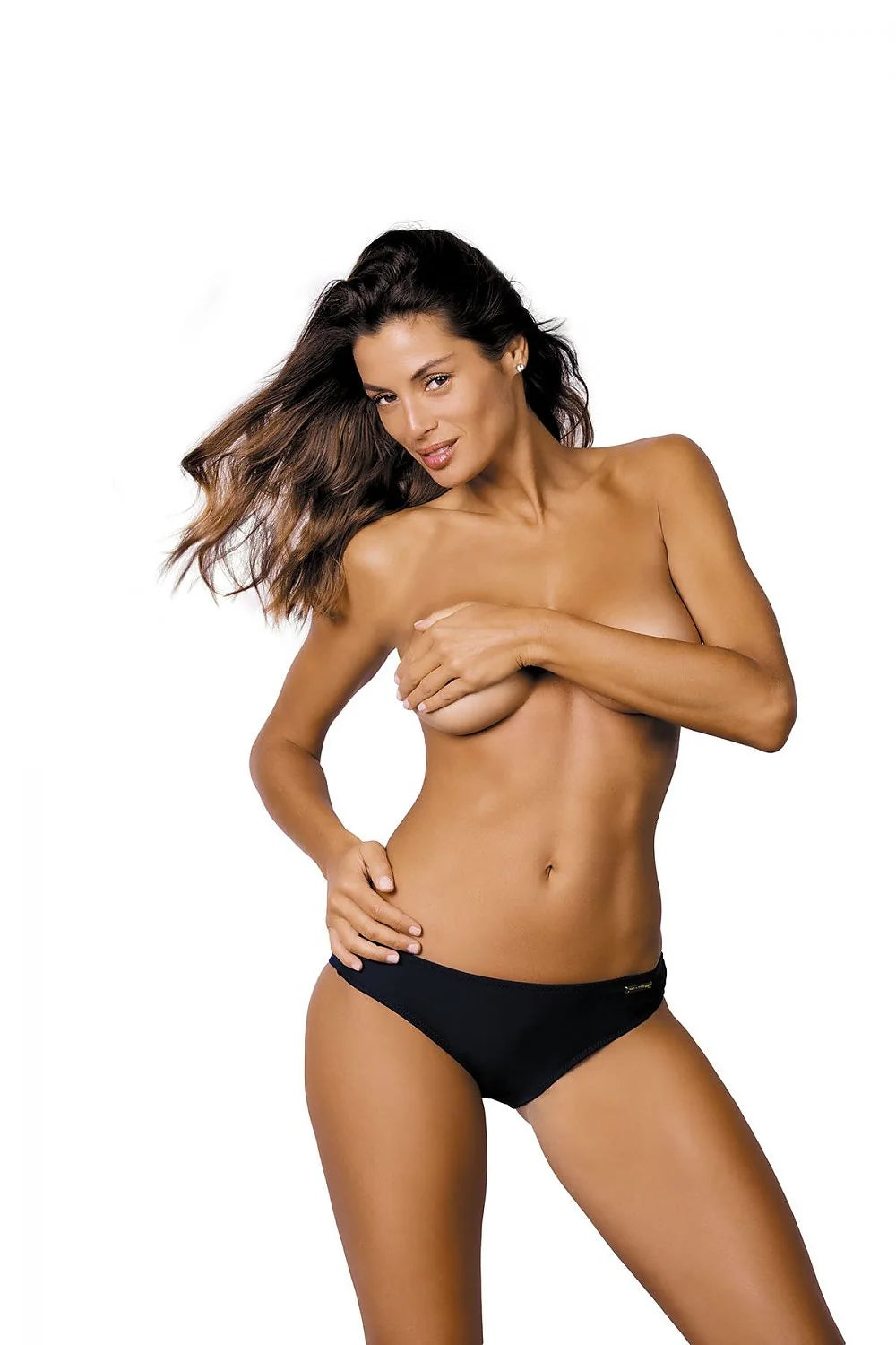 Culottes nageur en lycra noir élégantes et sportives confortables pour plage et détente féminine