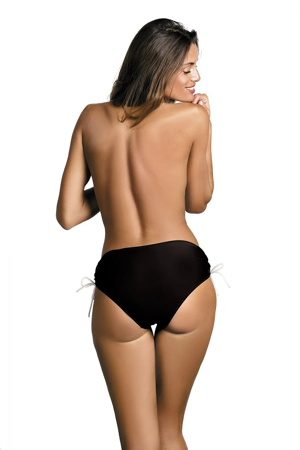 Culottes nageur en tissu italien élégantes et confortables pour silhouette moderne sur la plage cet été