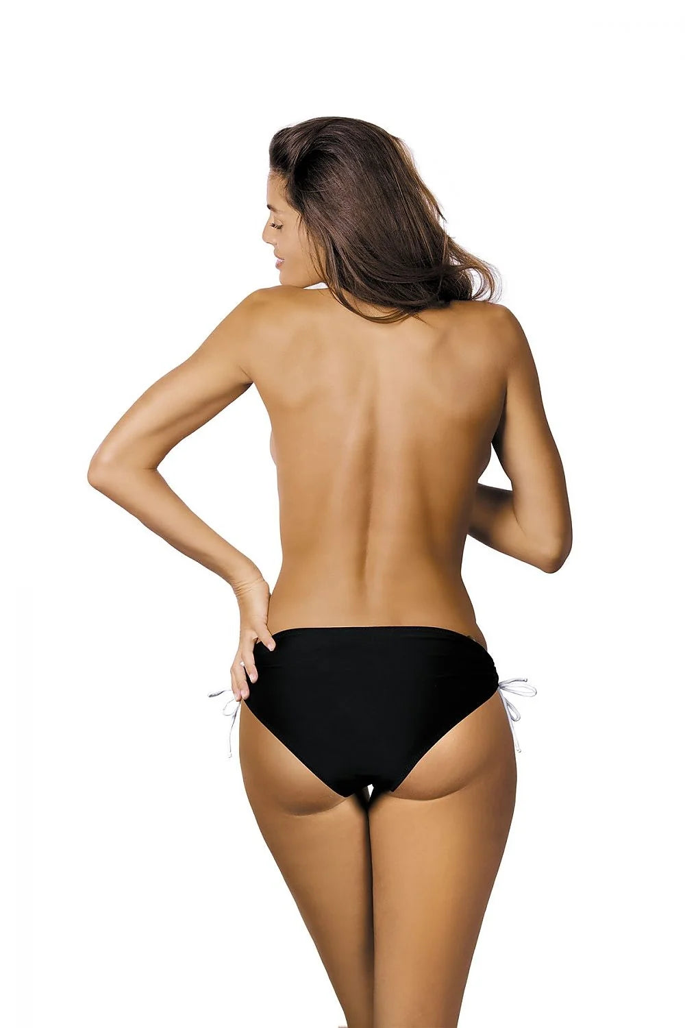 Culottes nageur en tissu italien élégantes et confortables pour silhouette moderne sur la plage cet été