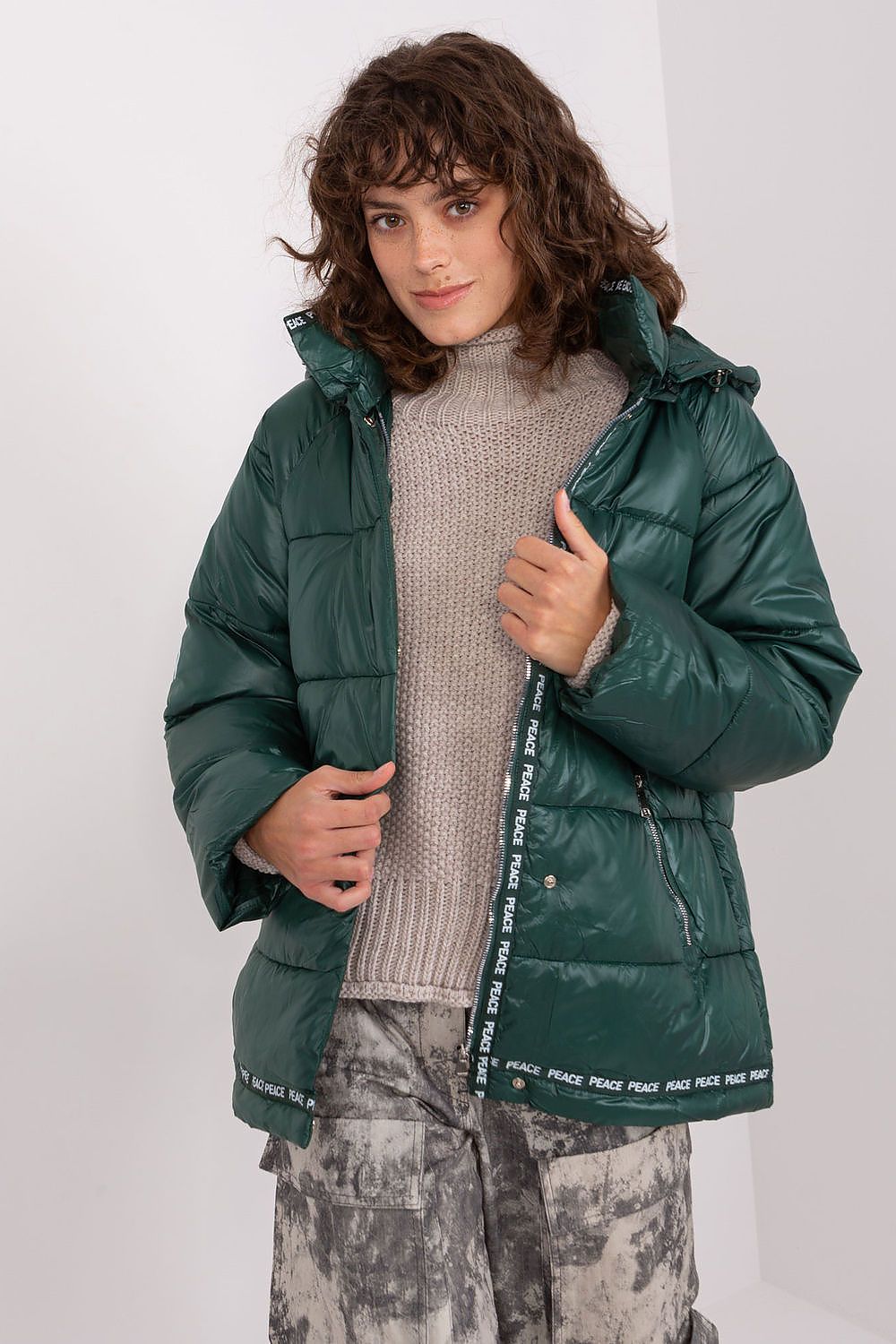  Veste model 190271 Trendy. ING 