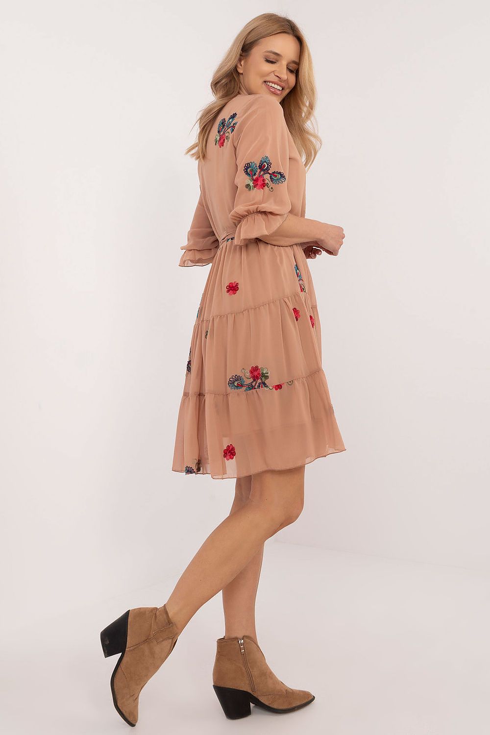  Robe de jour model 203866 Lakerta 
