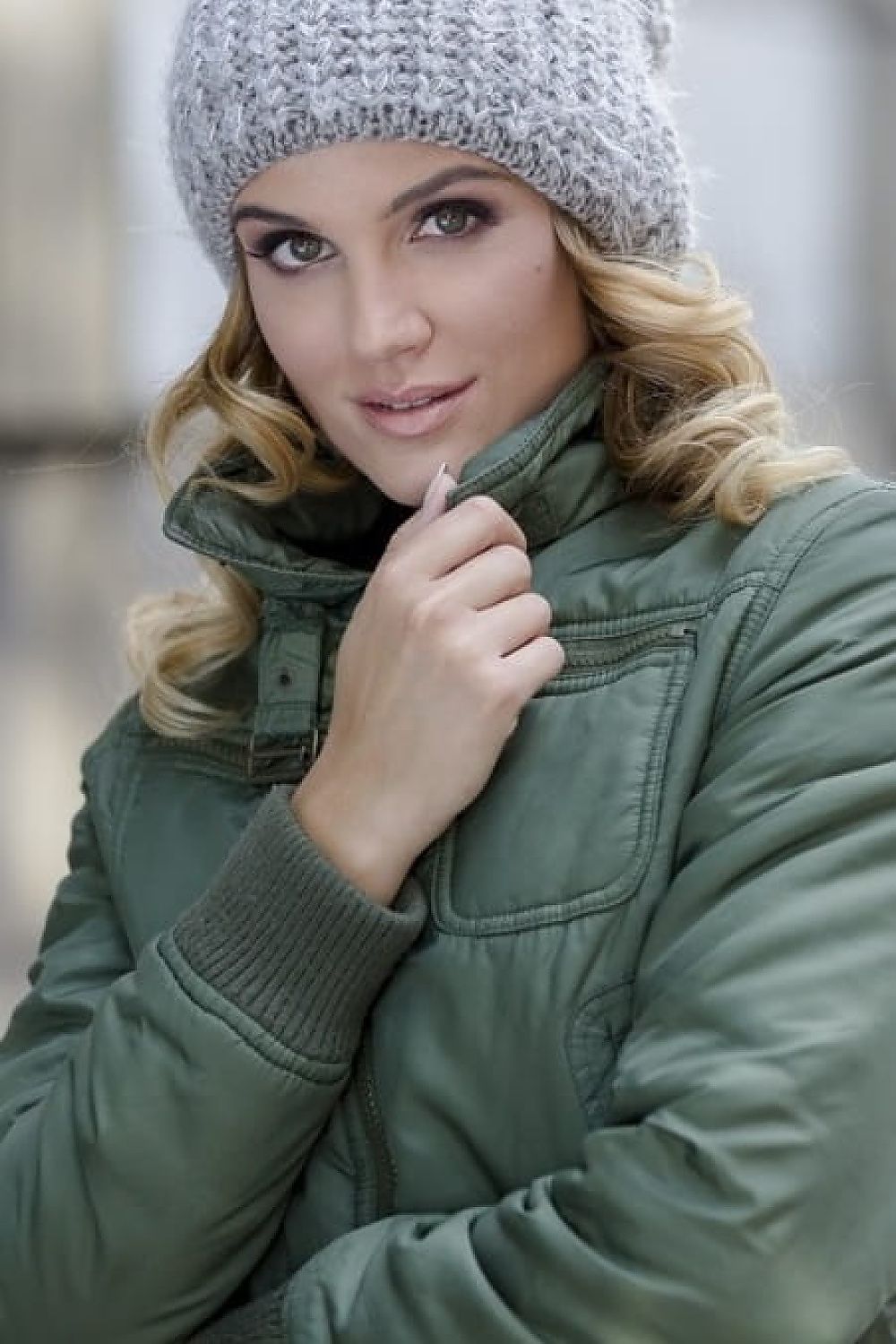  Bonnet model 205777 Kamea 