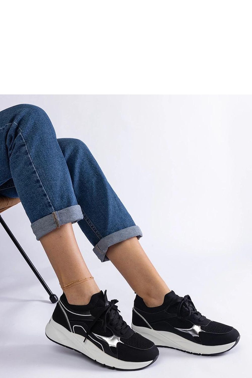  Baskets model 207163 Solea 