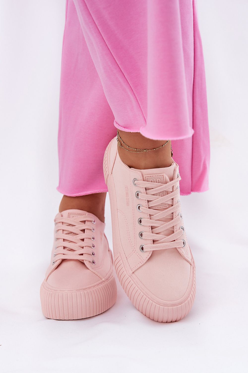  Baskets à plateforme model 211350 Step in style 