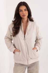Veste Lakerta