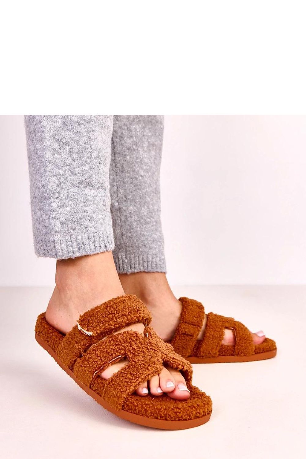  Pantoufles model 223139 Solea 