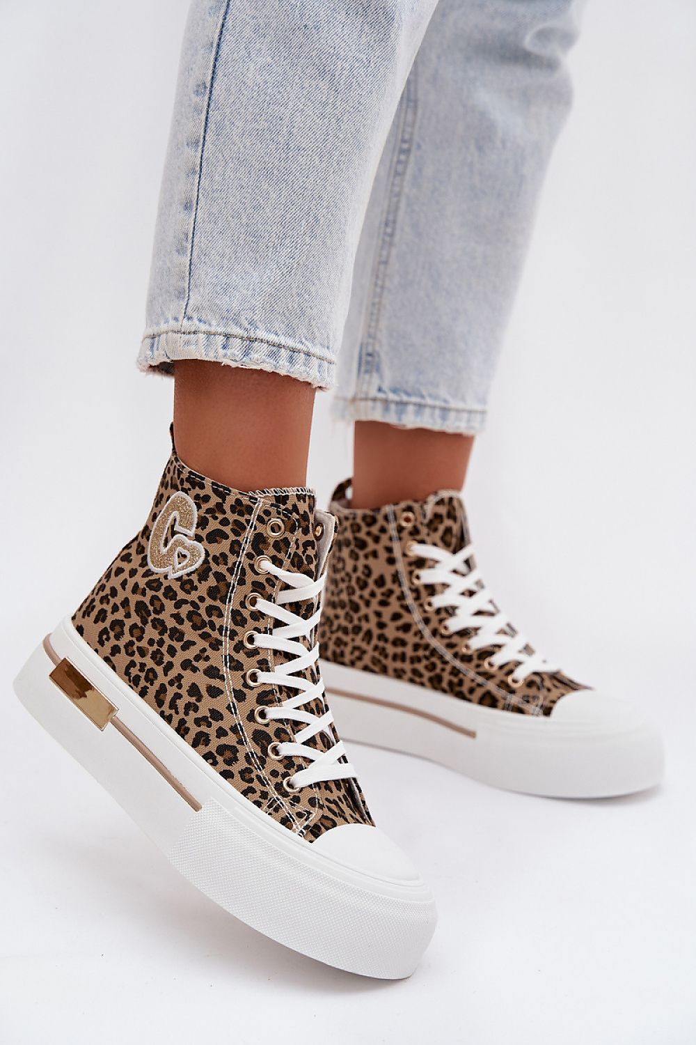  Baskets model 223603 Step in style 