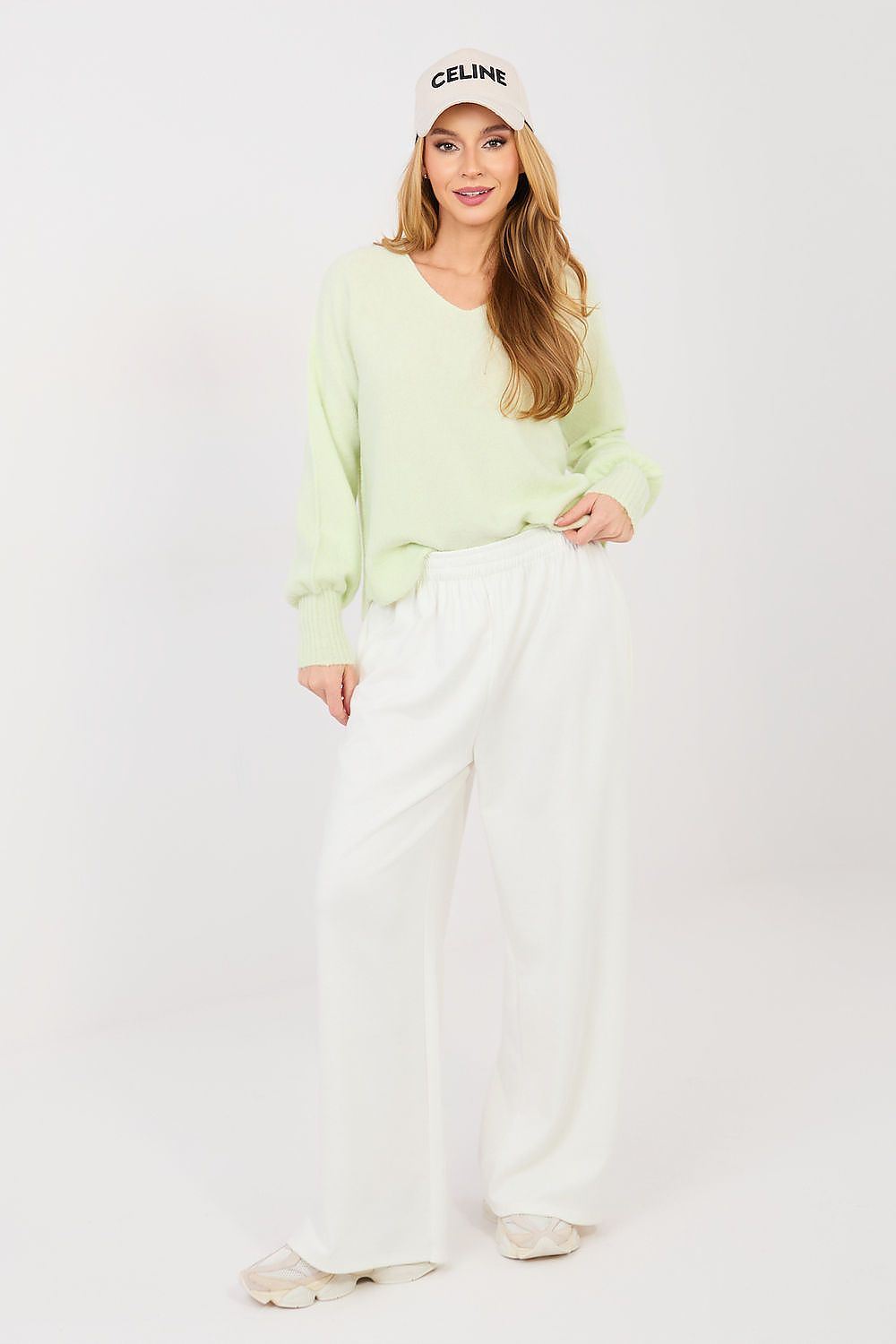  Chandail model 223902 Italy Moda 