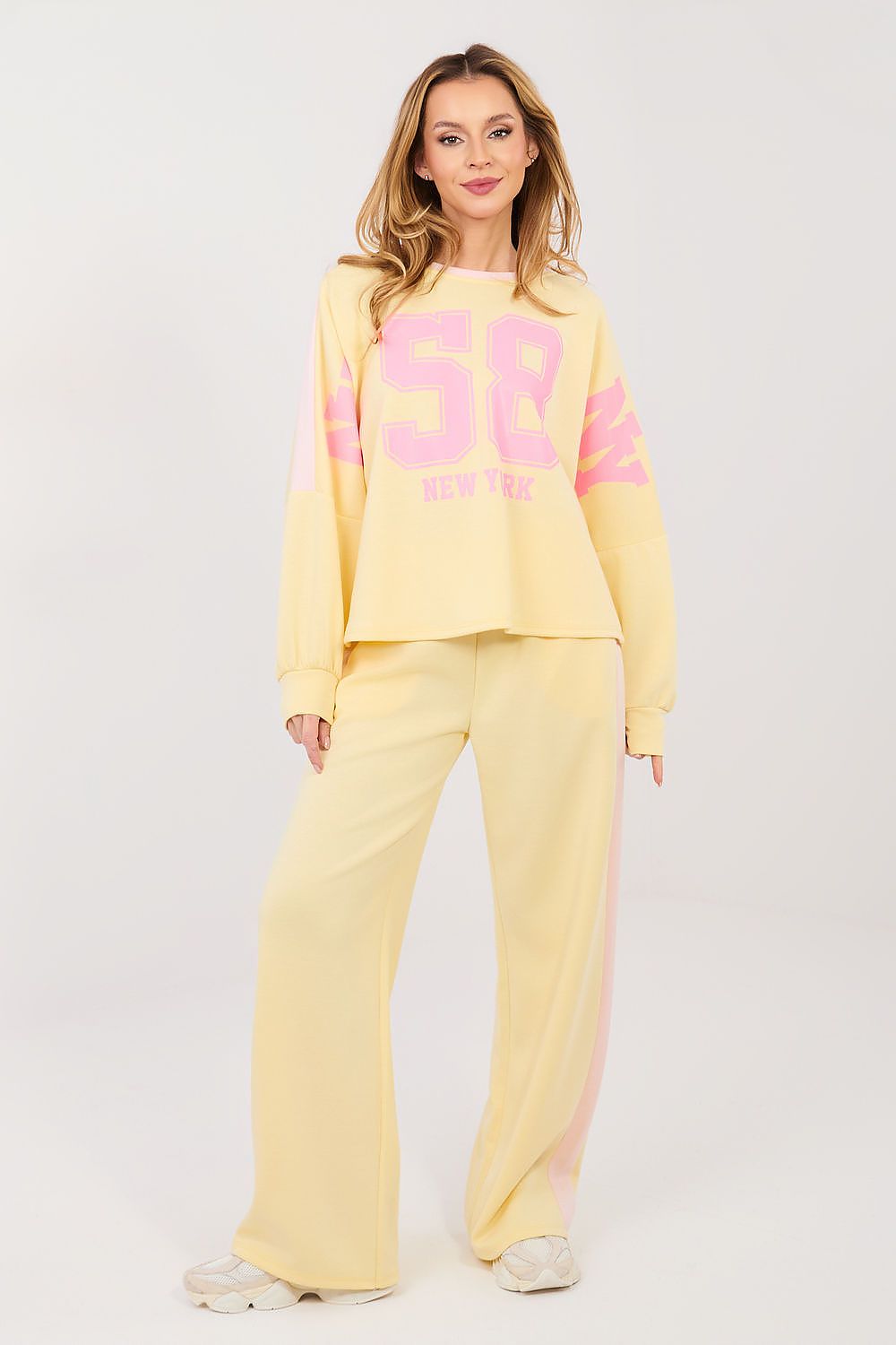  L`ensemble model 223955 Rue Paris 