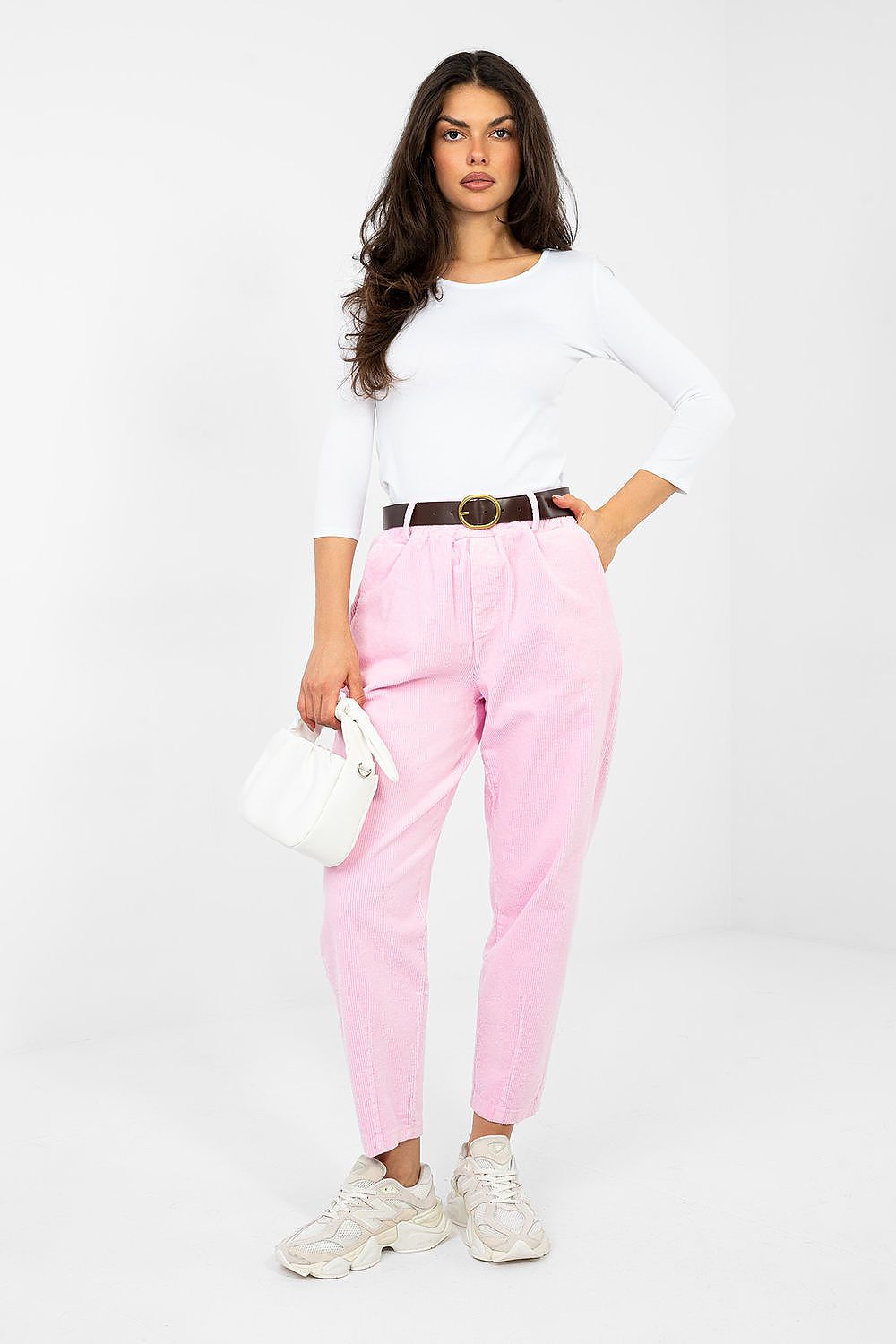  Pantalon en velours côtelé model 224055 Italy Moda 
