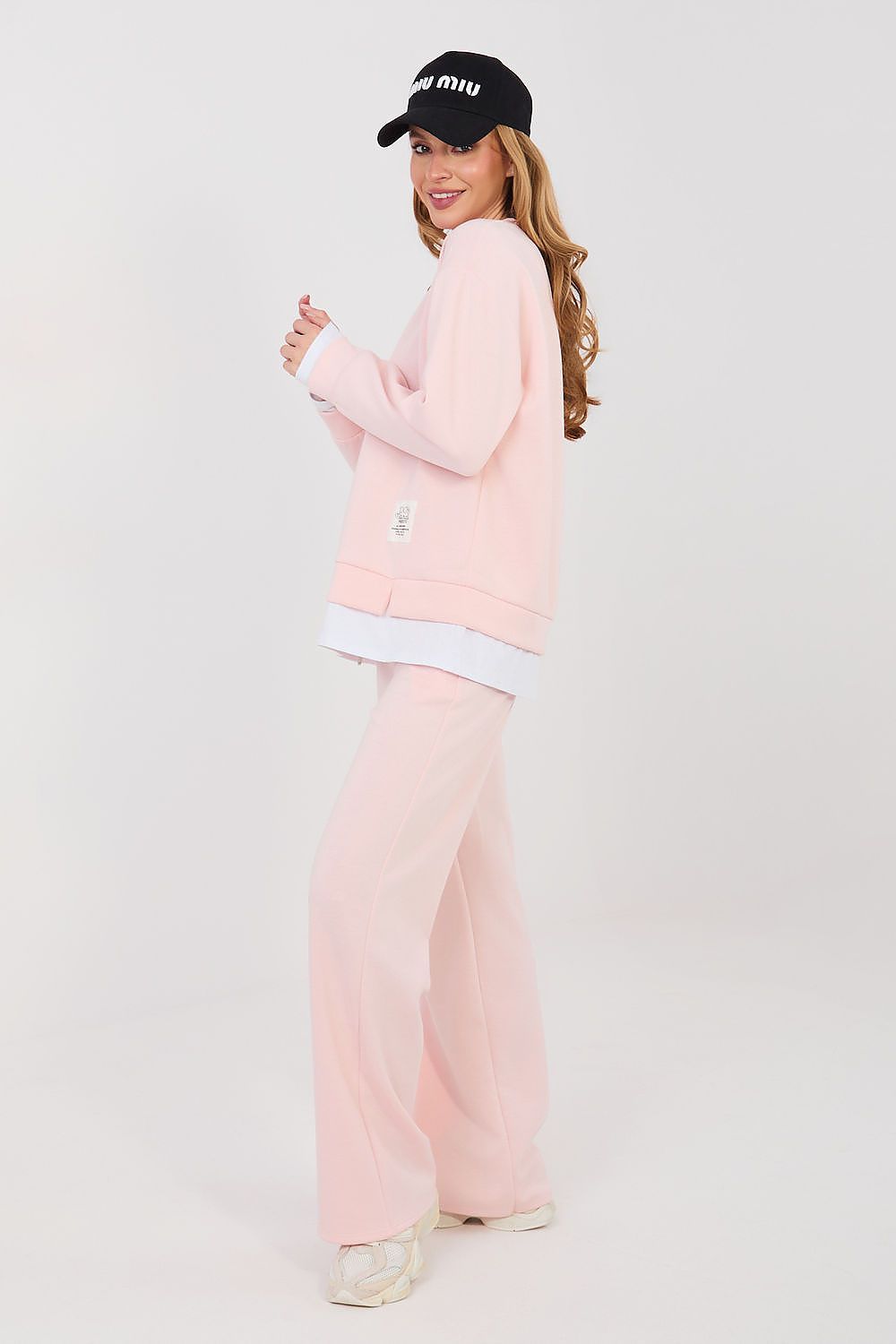  L`ensemble model 224665 Rue Paris 