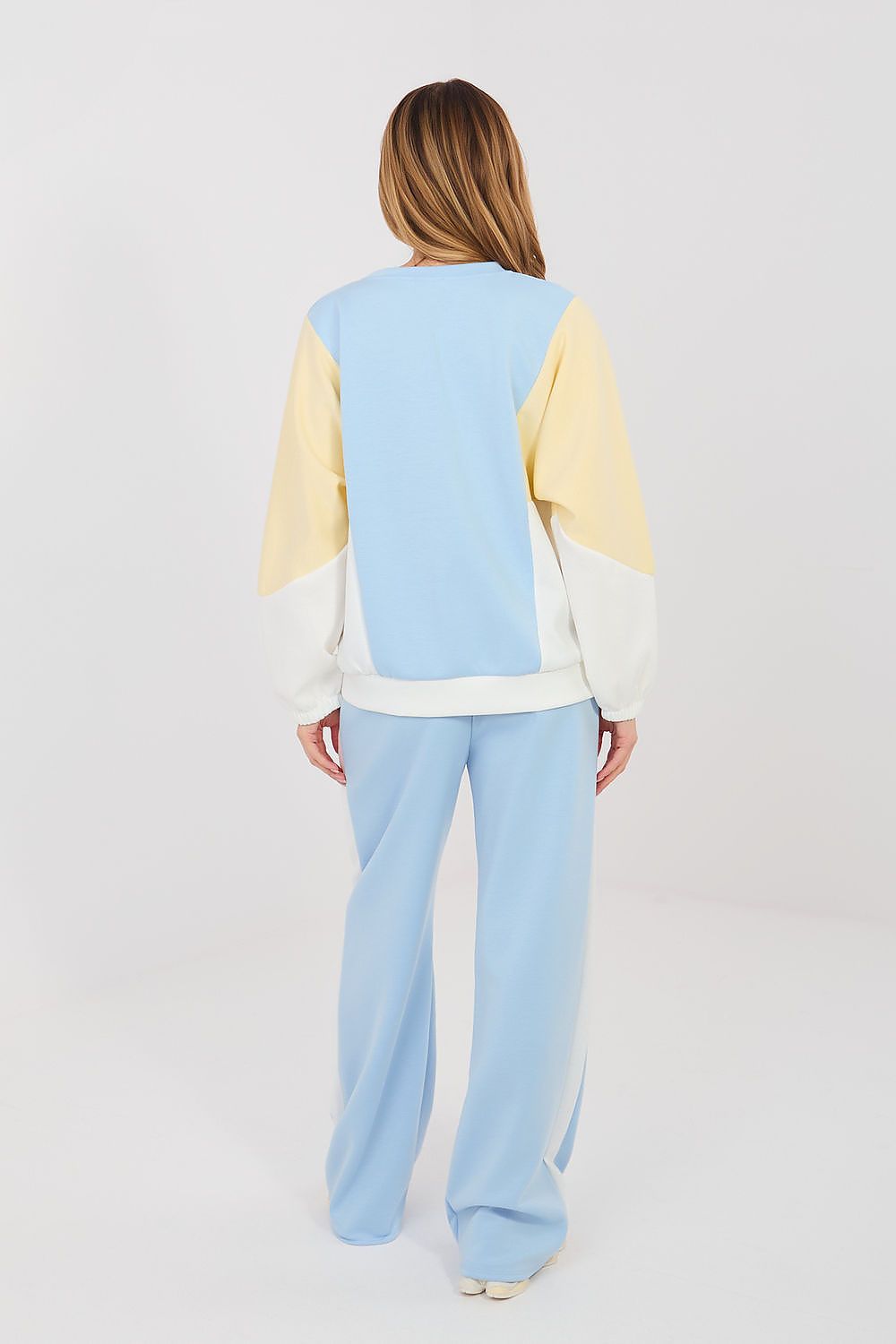  L`ensemble model 224790 Rue Paris 