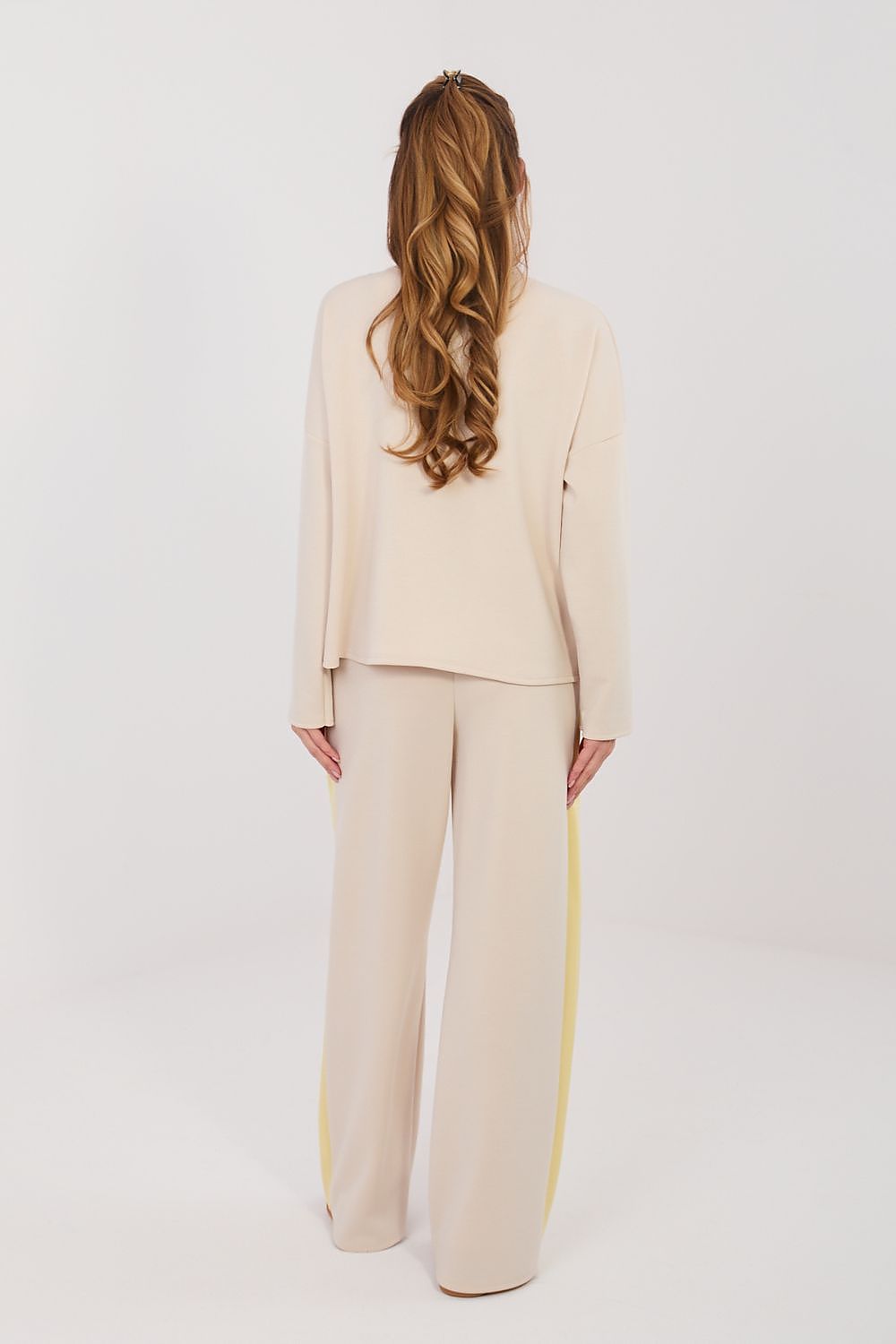  L`ensemble model 224800 Rue Paris 