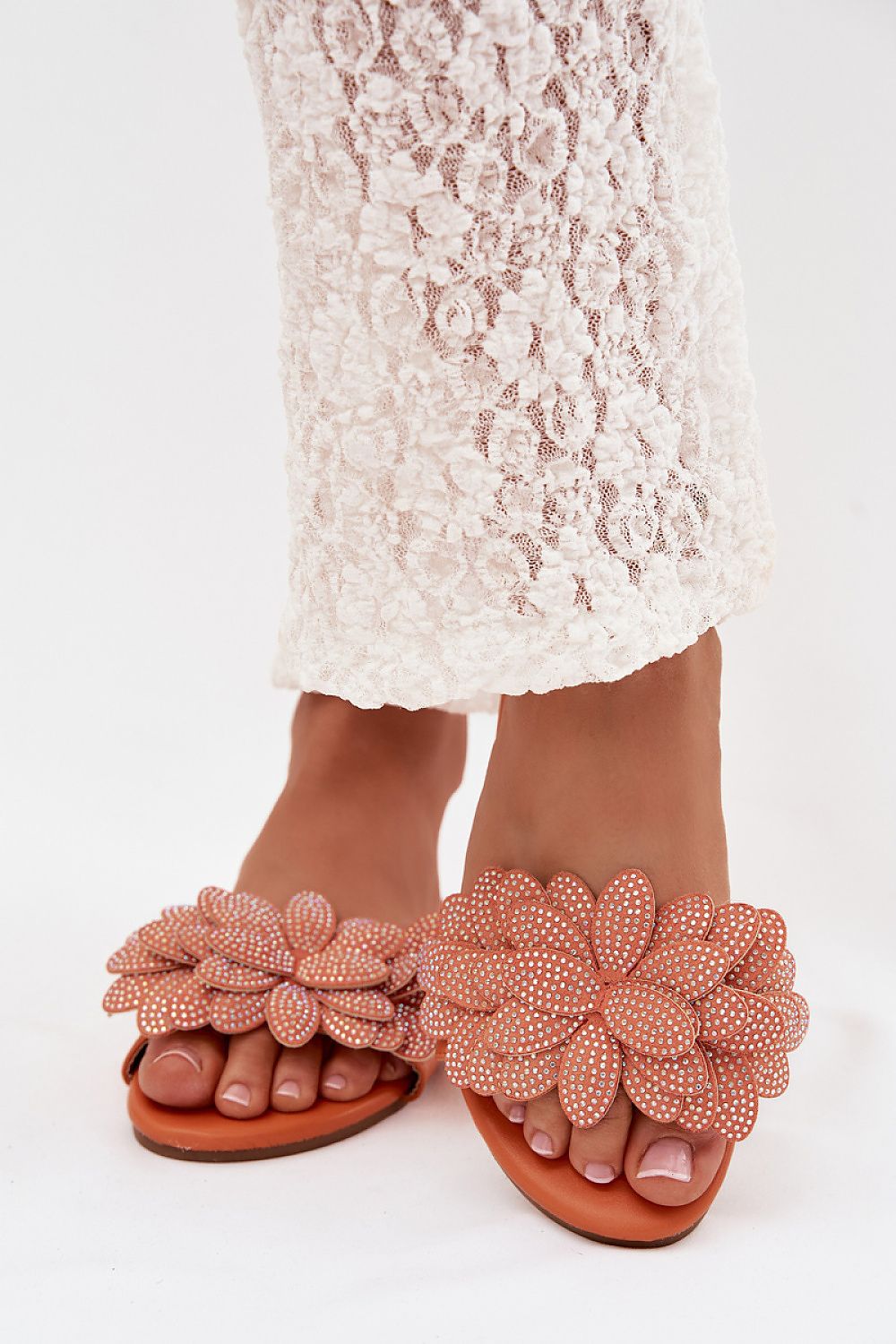 Clacquettes model 225387 Step in style 