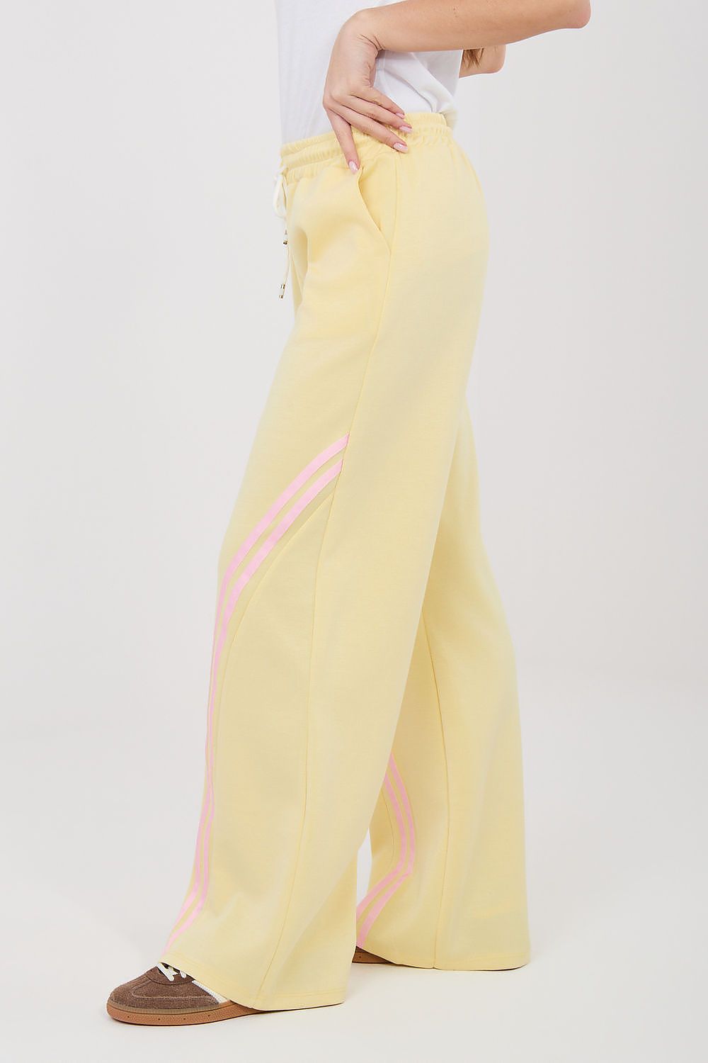  Pantalon survêtement model 225413 Rue Paris 