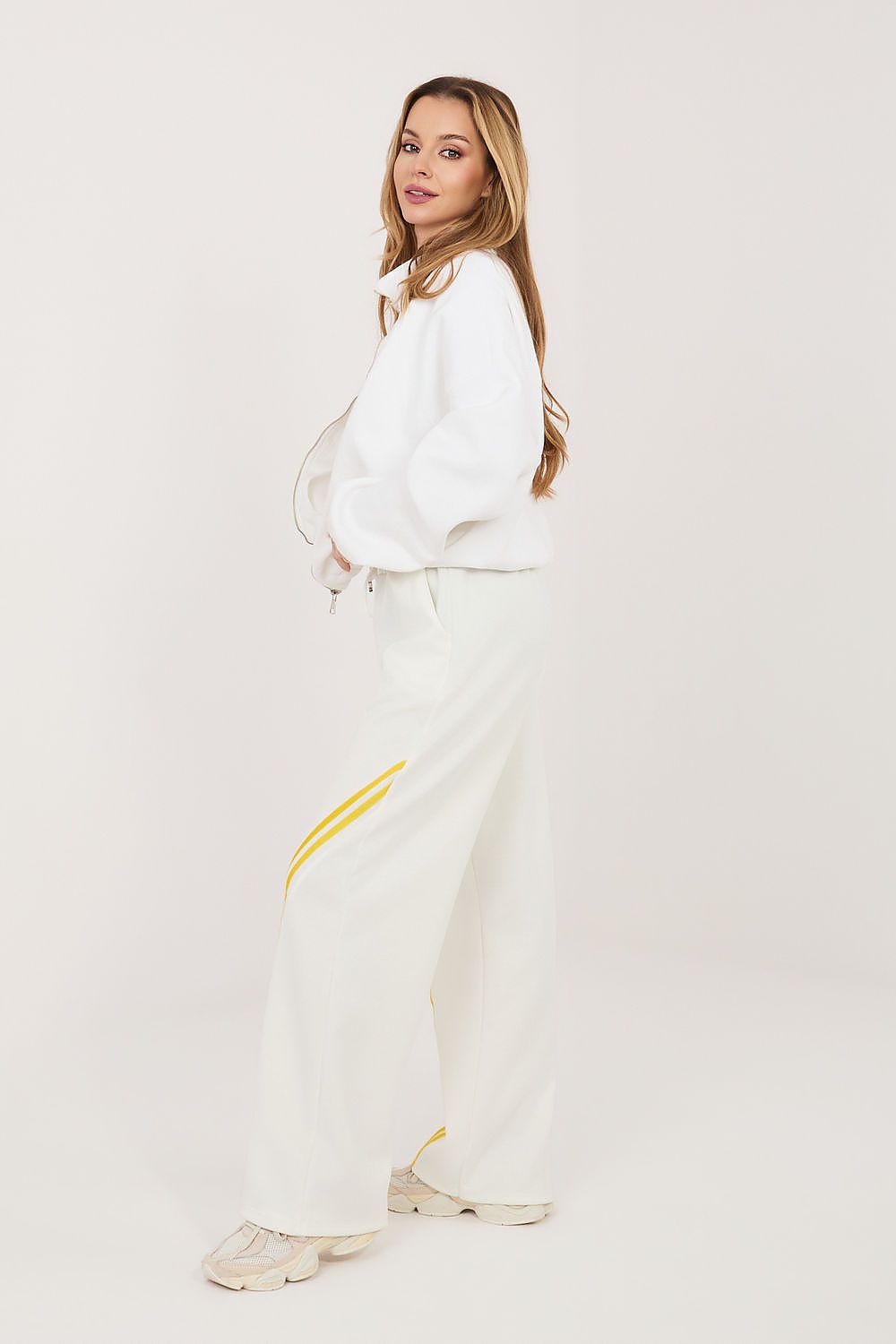  Pantalon survêtement model 225538 Rue Paris 