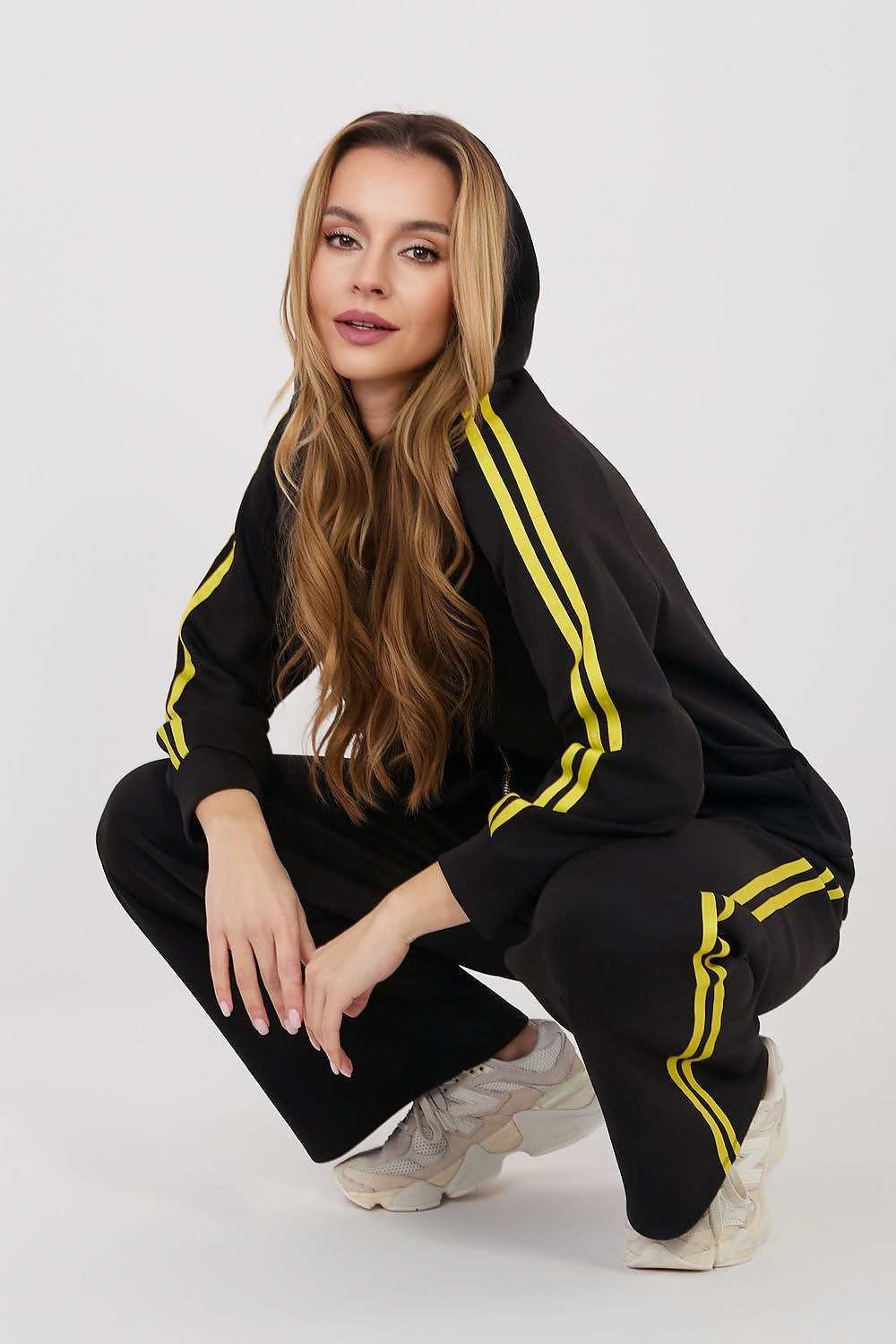  L`ensemble model 225539 Rue Paris 