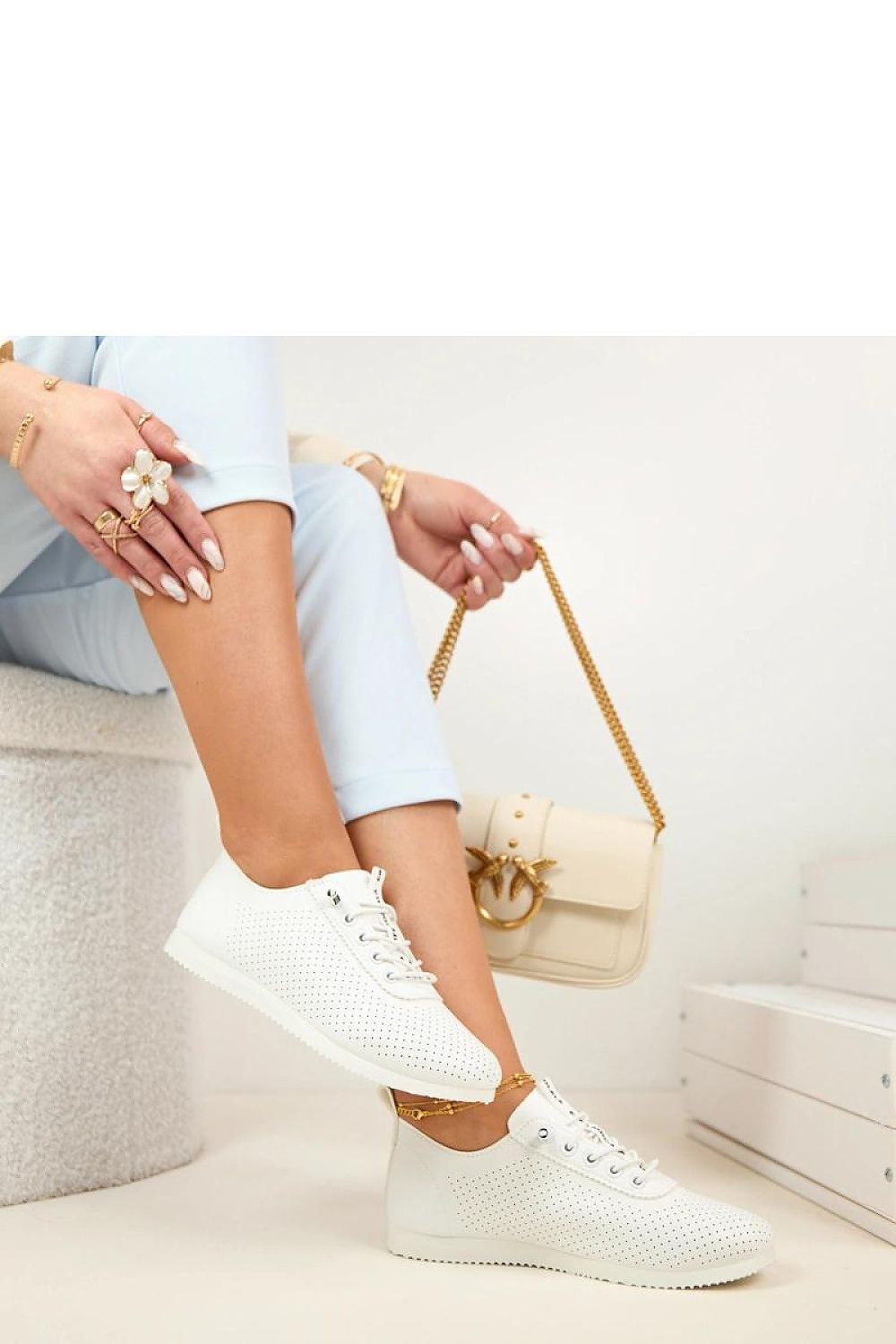  Baskets model 225575 Solea 