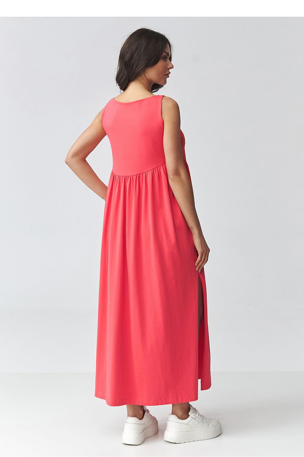  Robe de jour model 225640 Makadamia 