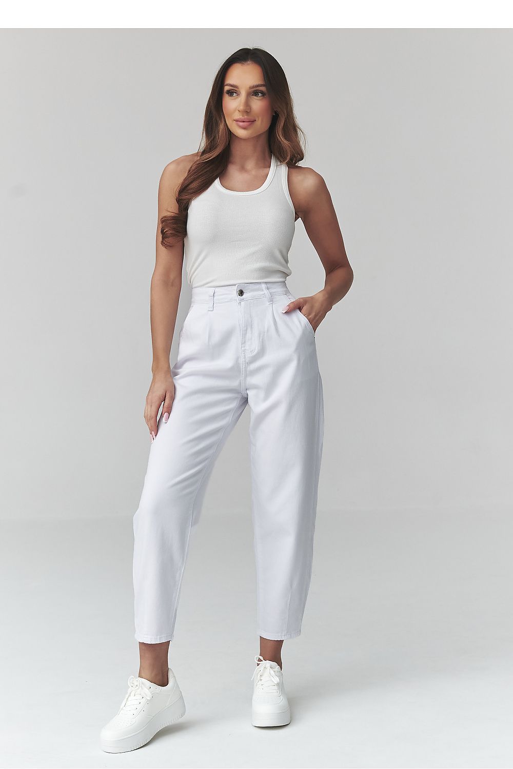  Jean model 225702 Makadamia 
