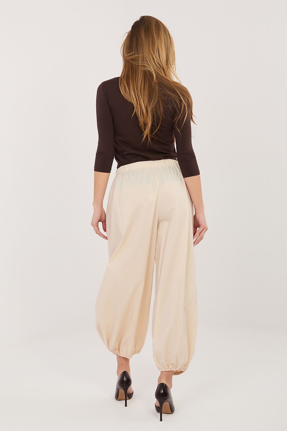  Pantalon femme model 225857 Rue Paris 