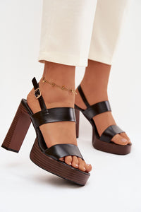 Sandales à talons Step in style