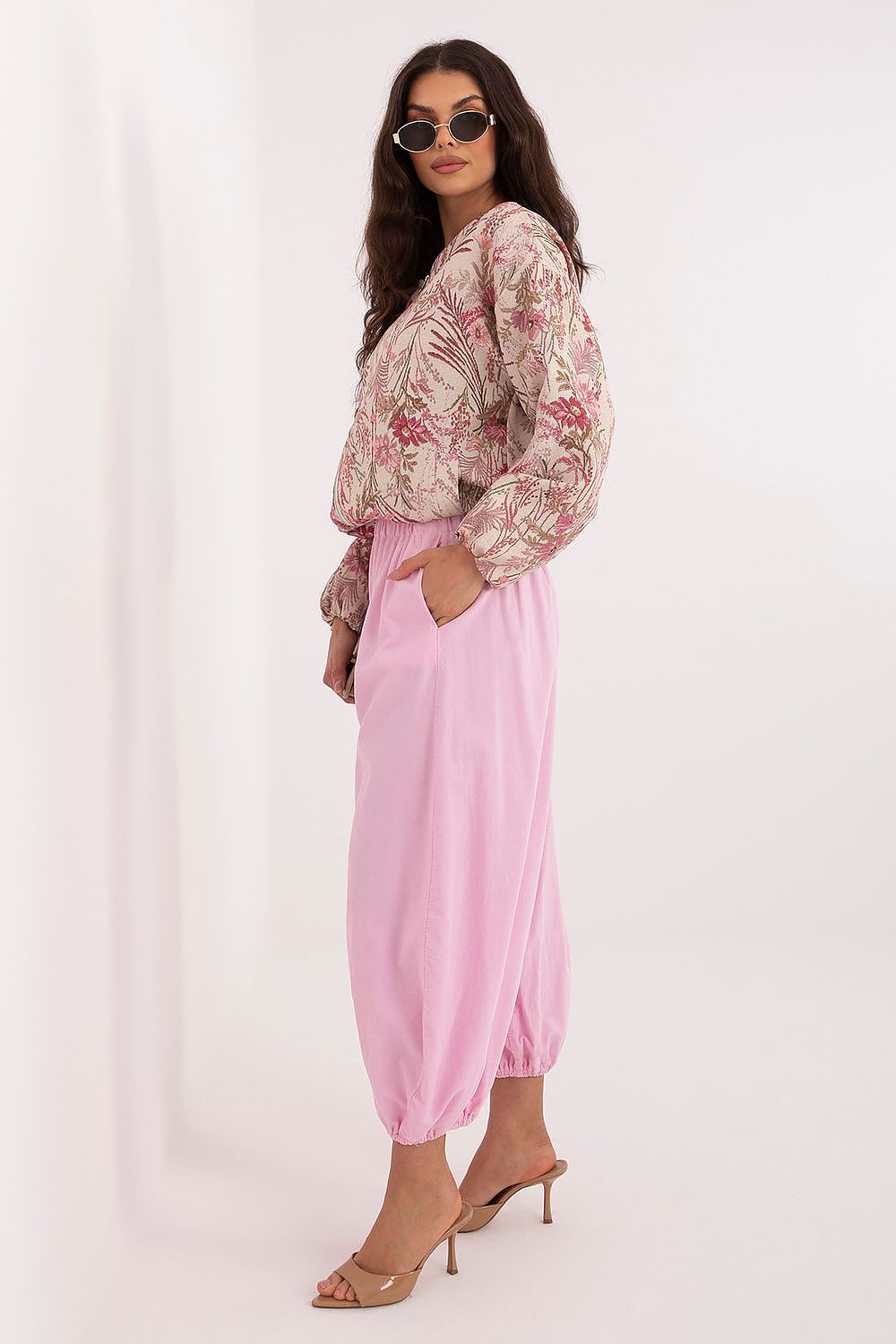  Pantalon en velours côtelé model 226235 Italy Moda 