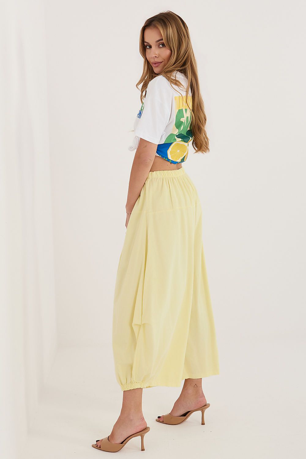  Pantalon en velours côtelé model 226449 Italy Moda 
