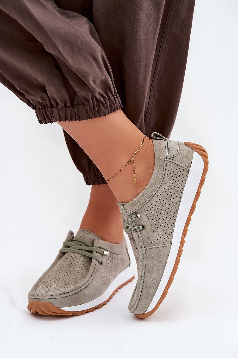  Chaussures Basses model 226494 Step in style 