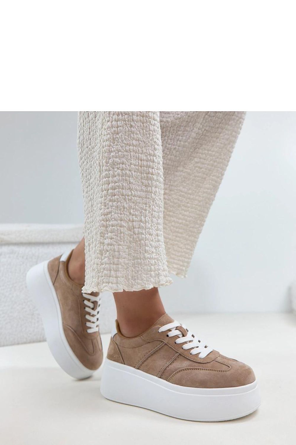  Baskets à plateforme model 226587 Solea 