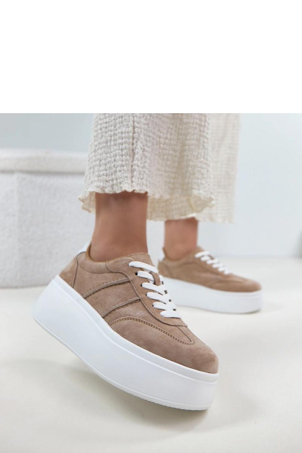  Baskets à plateforme model 226587 Solea 