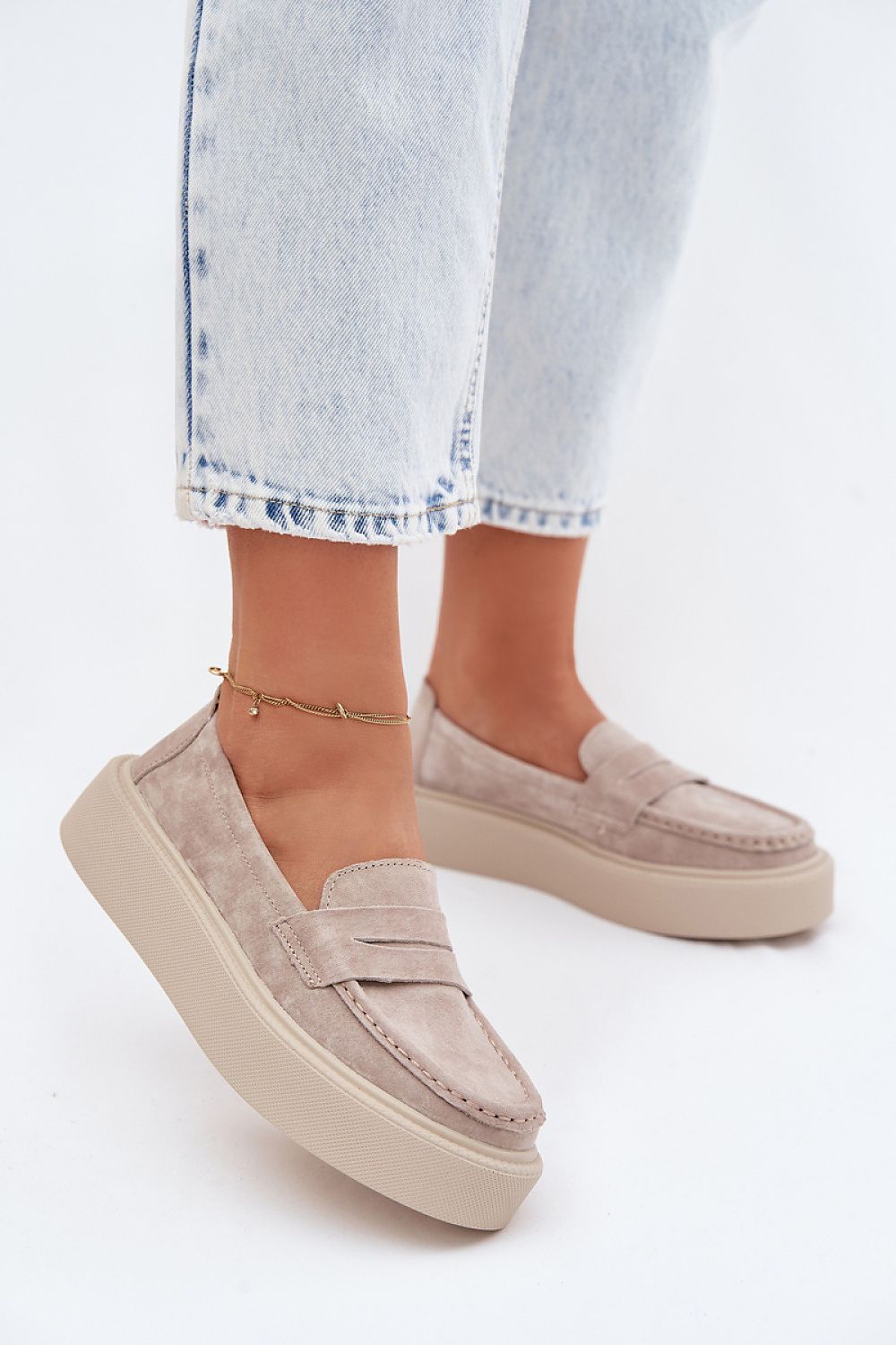  Moccasins model 226910 Step in style 