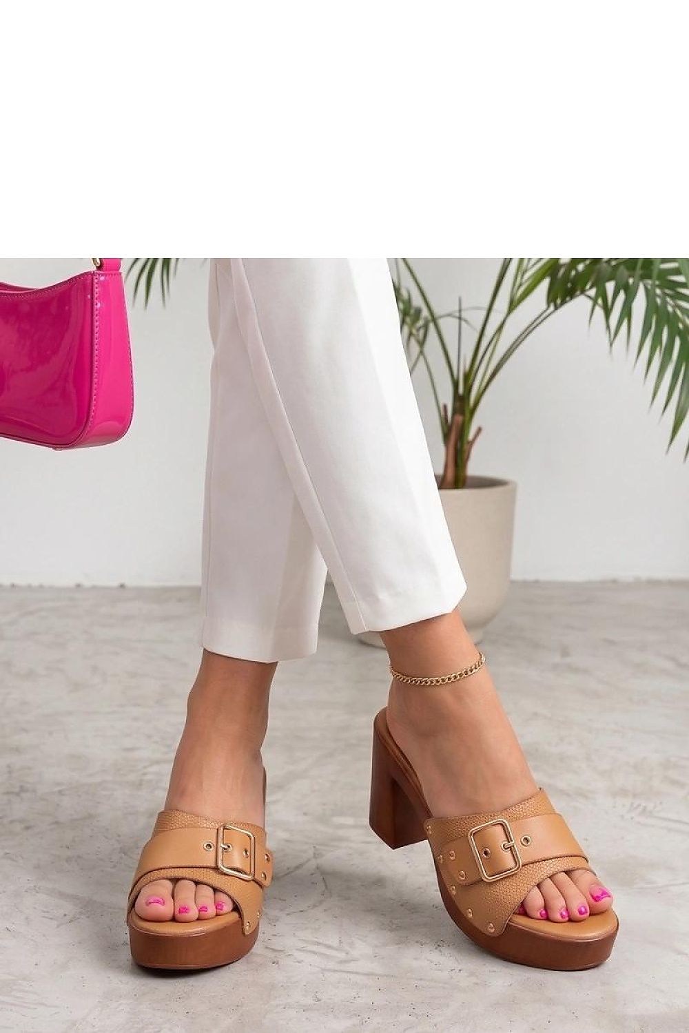  Des mules à talons model 229787 Solea 