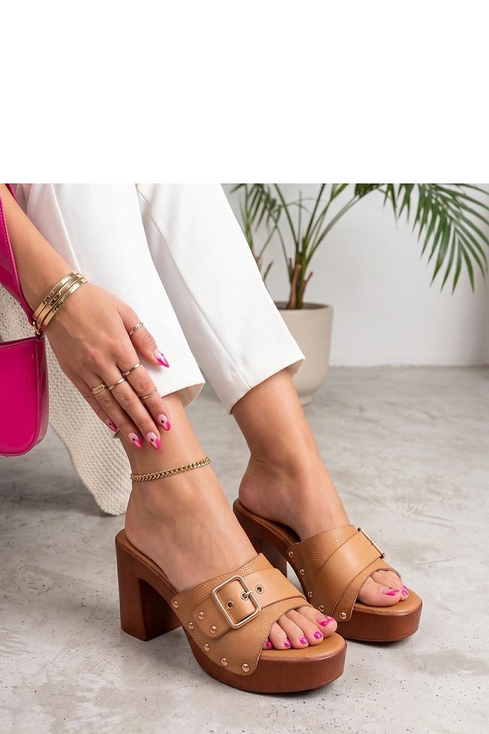  Des mules à talons model 229787 Solea 