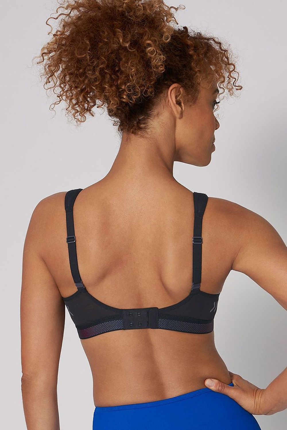  Soutien-gorge de sport model 230255 Triumph 