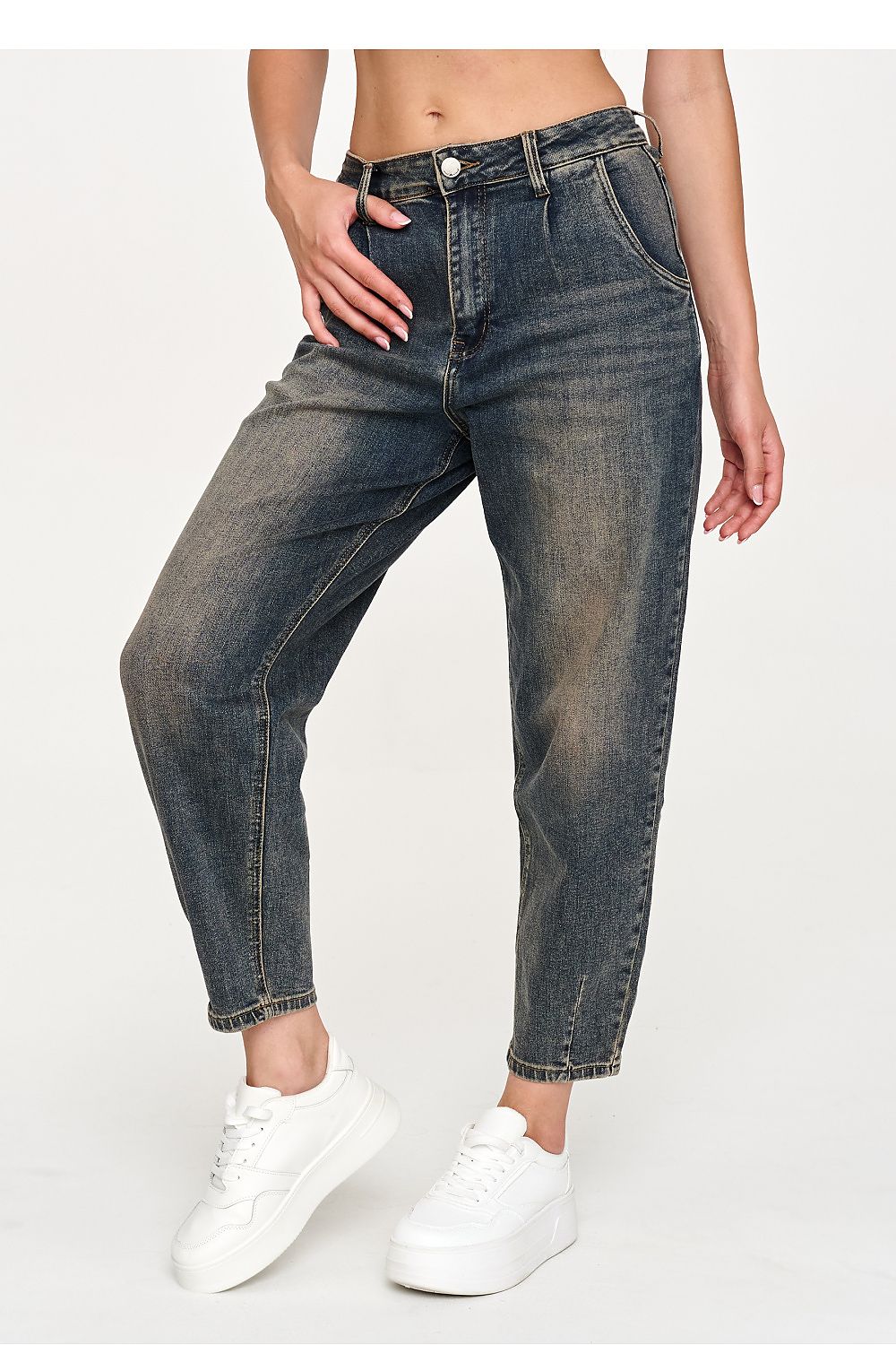  Jean model 230874 Makadamia 