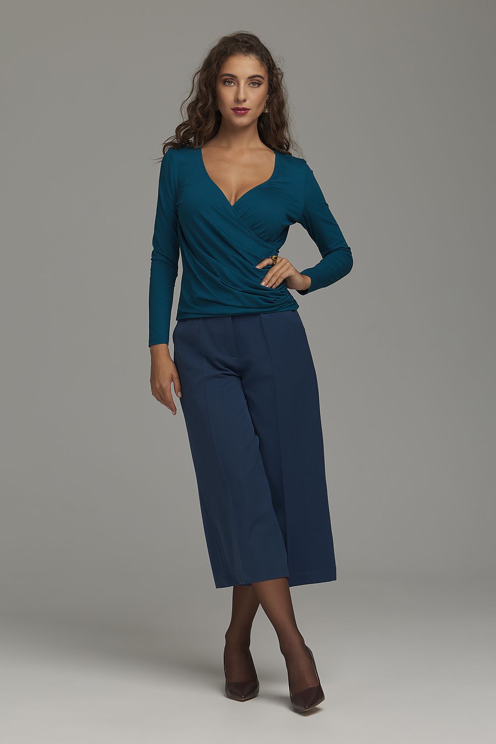  Pantalon femme model 231663 Nife 