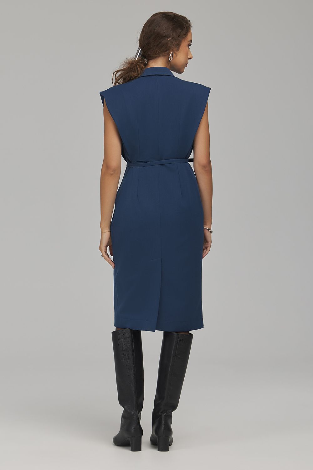  Robe de jour model 231666 Nife 