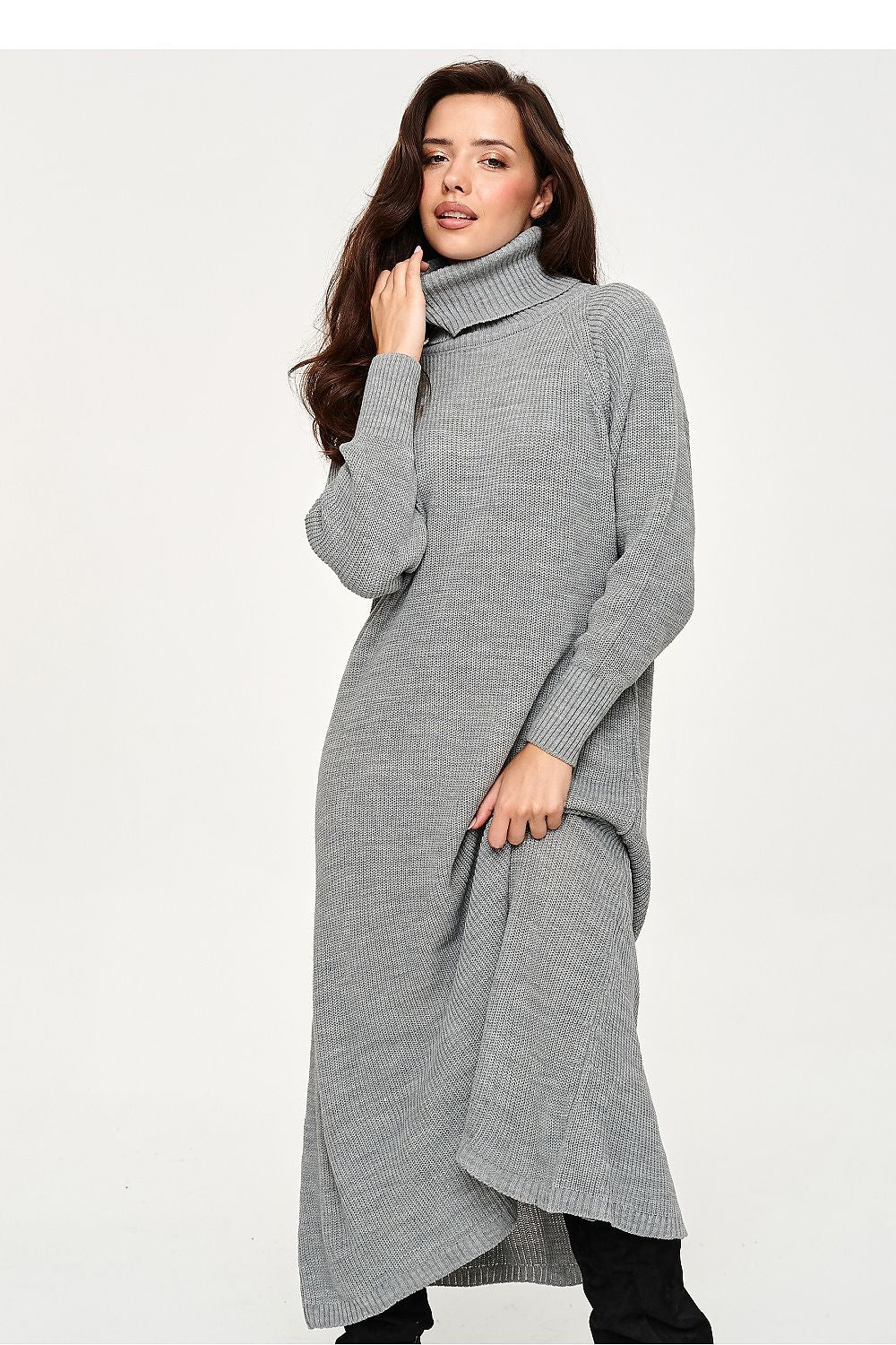  Robe de jour model 231968 Makadamia 
