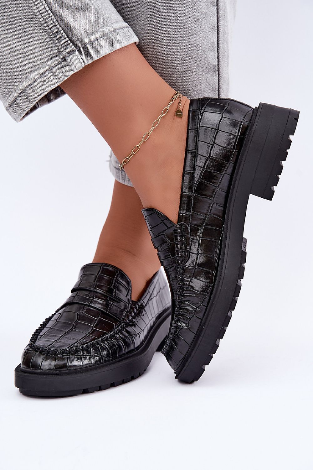  Moccasins model 232347 Step in style 