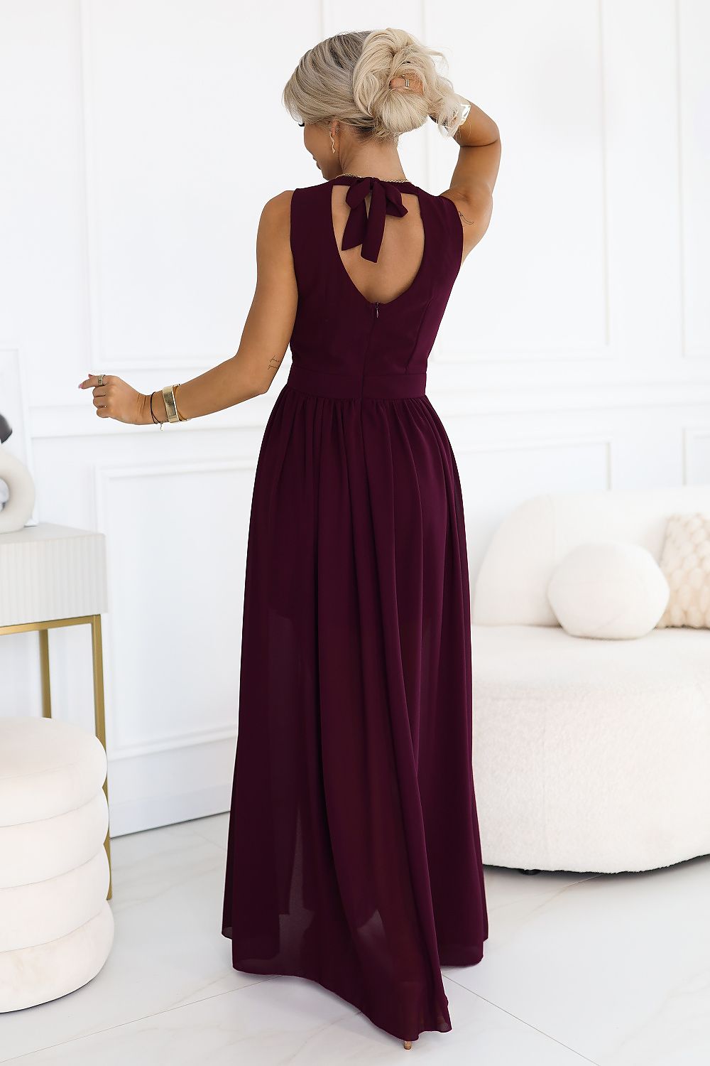  Robe longue model 232805 Numoco 