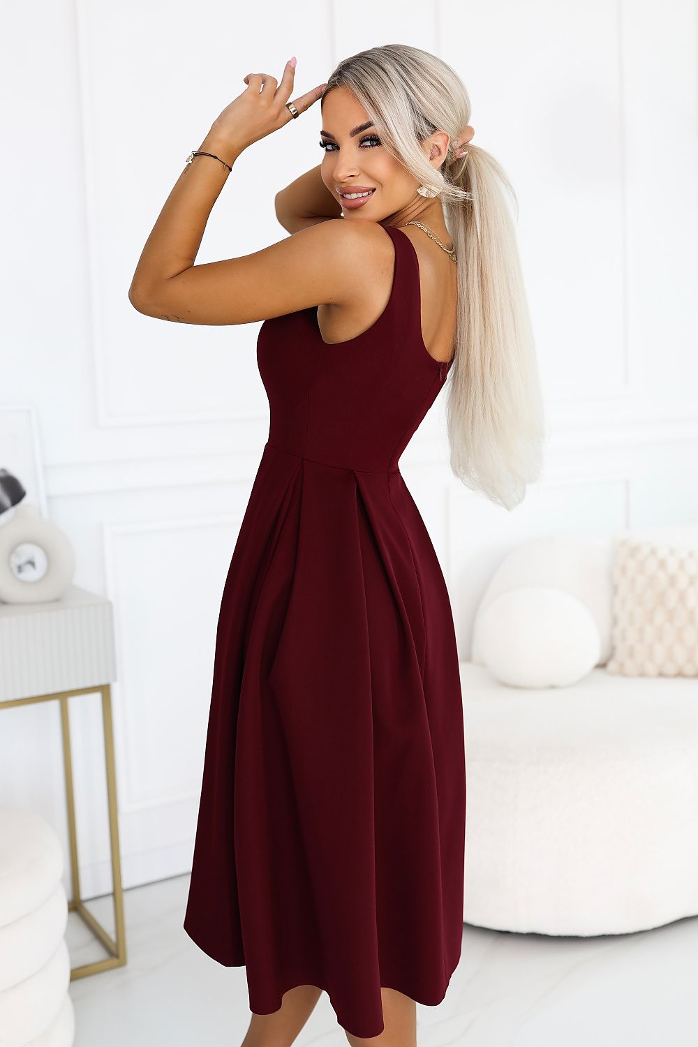  Robe de soirée model 232810 Numoco 