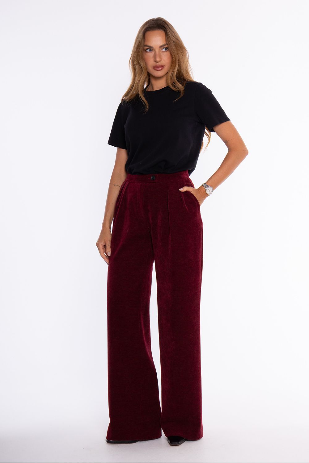  Pantalon en velours côtelé model 232847 Moe 