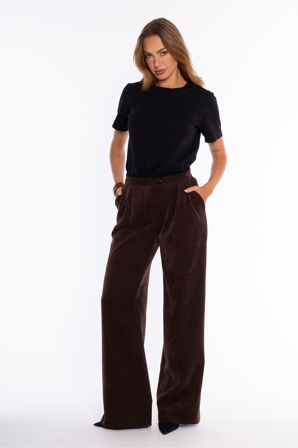  Pantalon en velours côtelé model 232848 Moe 