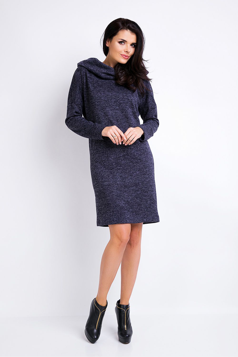  Robe de jour model 72097 awama 