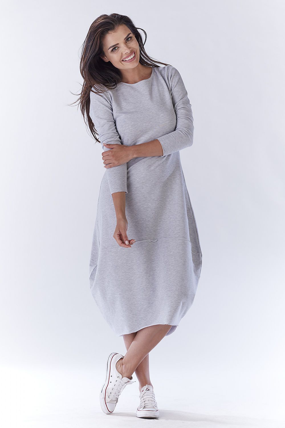  Robe de jour model 90494 awama 