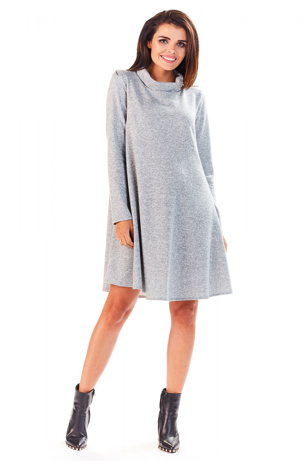  Robe de jour model 103634 awama 