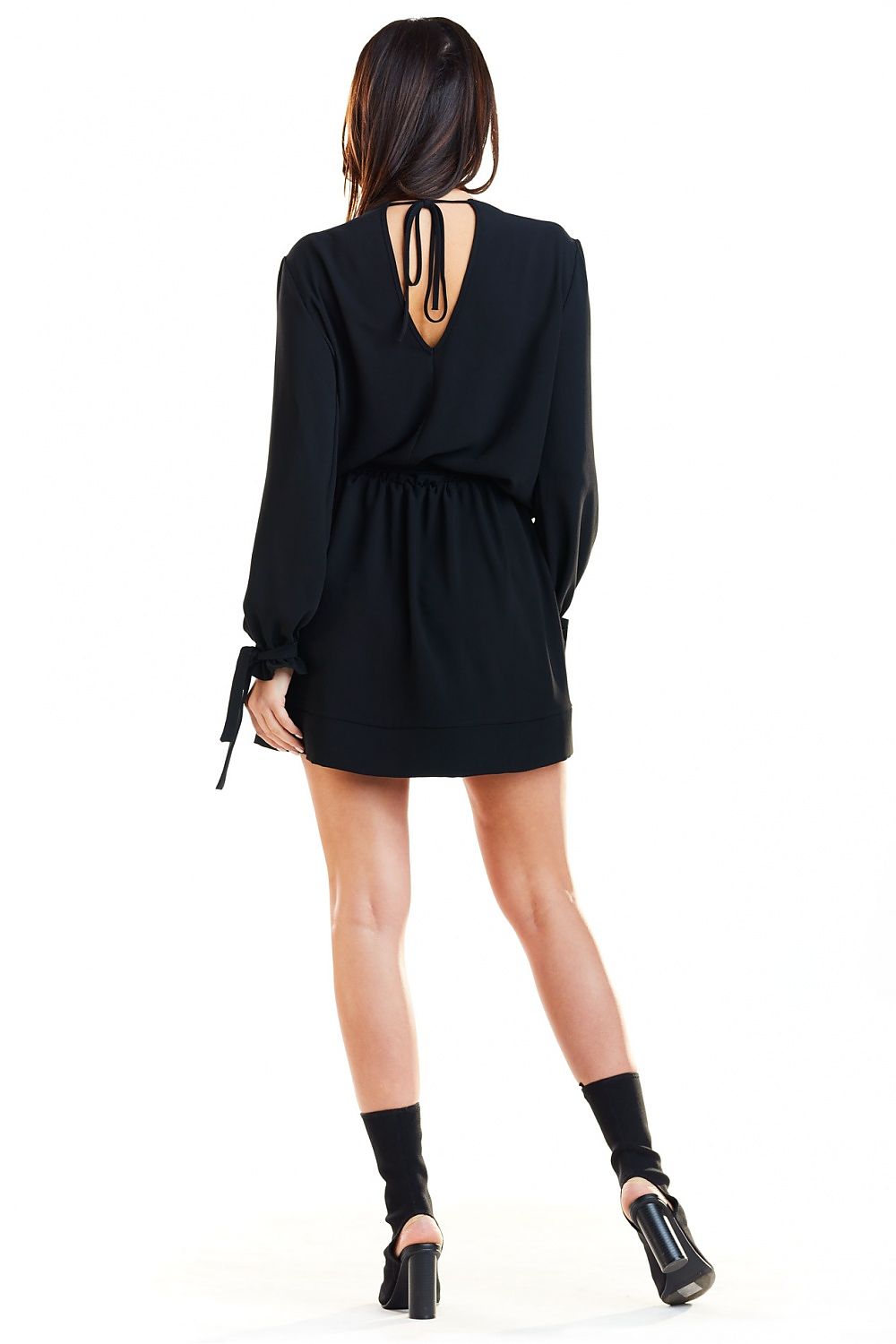  Robe de jour model 129912 awama 